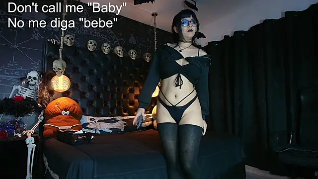 Snapshot of AlexHoe_ chatting on June 15, 2026, 6:54 pm AlexHoe online show from June 15, 2026, 6:54 pm