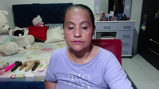 pervert mommy  online show from November 6, 2025, 11:11 am