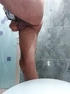 Bigutt73 online show from March 3, 2025, 9:26 pm