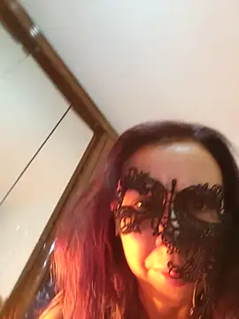 Snapshot of LAURAFOCOSA chatting on October 4, 2025, 3:54 pm LAURAFOCOSA online show from October 4, 2025, 3:54 pm