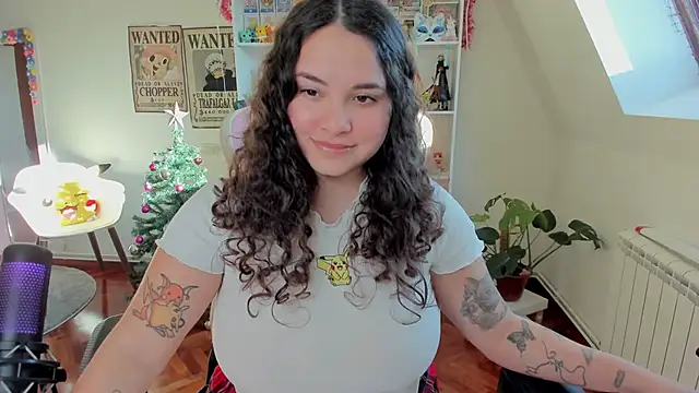 Snapshot of Sweet_sully__ chatting on December 27, 2024, 10:12 am Sweet sully   online show from December 27, 2024, 10:12 am