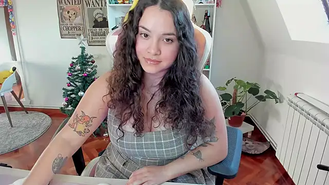 Snapshot of Sweet_sully__ chatting on December 31, 2024, 9:21 am Sweet sully   online show from December 31, 2024, 9:21 am