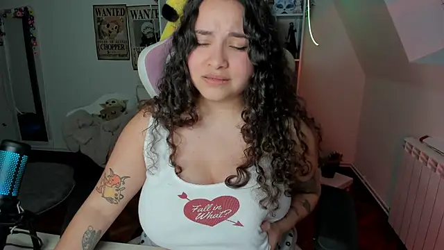 Snapshot of Sweet_sully__ chatting on January 10, 2025, 5:24 pm Sweet sully   online show from January 10, 2025, 5:24 pm