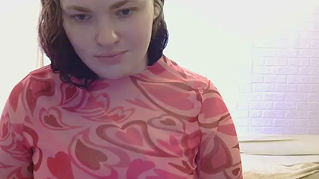 AliceForLoveOh online show from May 30, 2026, 6:21 am