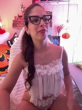 Zoe Bae online show from October 22, 2025, 8:41 pm