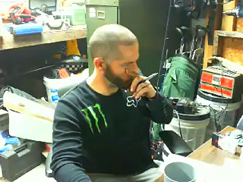 Snapshot of Sitonmyface2020@xh chatting on February 12, 2025, 7:02 am Sitonmyface2020xh online show from February 12, 2025, 7:02 am