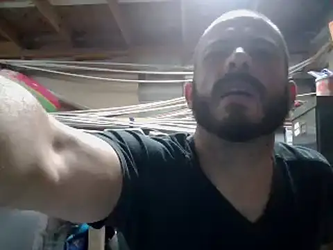 Snapshot of Sitonmyface2020@xh chatting on February 13, 2025, 12:24 am Sitonmyface2020xh online show from February 13, 2025, 12:24 am