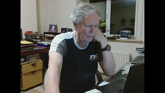 alan inlondon online show from February 15, 2026, 10:50 pm