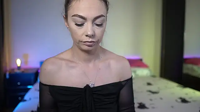 TiffanyPierce online show from July 16, 2026, 8:15 pm