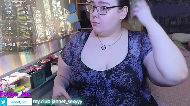 Snapshot of JannetPie chatting on May 3, 2026, 4:40 am JannetPie online show from May 3, 2026, 4:40 am