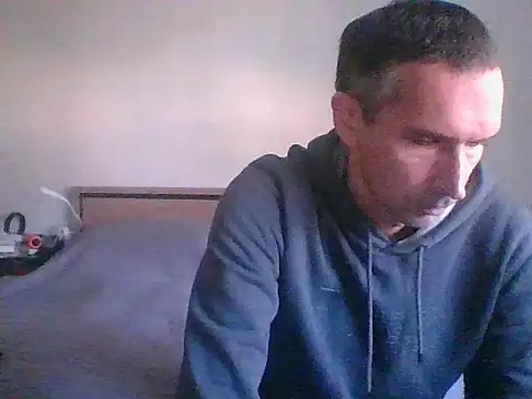 Geiler-boy313 online show from September 29, 2025, 7:13 am