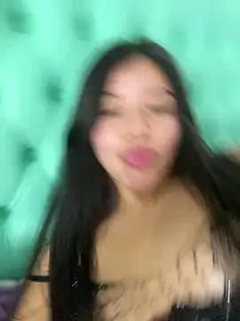 DulceAngelica online show from April 4, 2026, 4:44 am