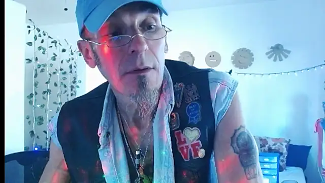 Snapshot of mycock2474u chatting on February 24, 2025, 11:52 pm mycock2474u online show from February 24, 2025, 11:52 pm