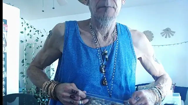 Snapshot of mycock2474u chatting on March 2, 2025, 9:43 pm mycock2474u online show from March 2, 2025, 9:43 pm