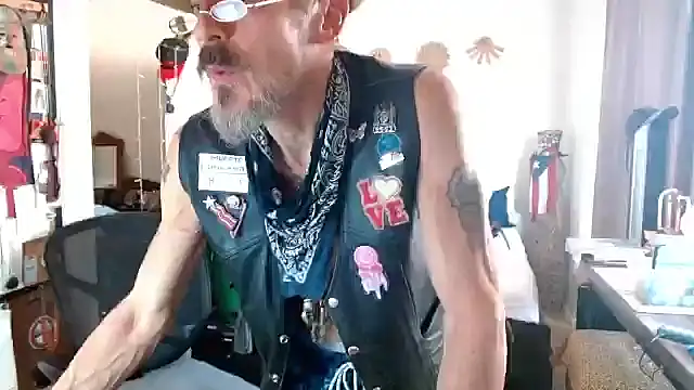 Snapshot of mycock2474u chatting on September 28, 2025, 9:09 pm mycock2474u online show from September 28, 2025, 9:09 pm