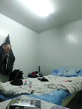 Snapshot of david_geam chatting on December 26, 2024, 6:19 am david geam online show from December 26, 2024, 6:19 am