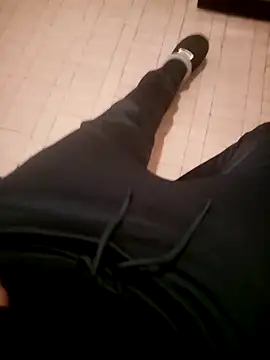 Snapshot of david_geam chatting on January 12, 2025, 5:44 pm david geam online show from January 12, 2025, 5:44 pm