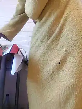 Snapshot of david_geam chatting on February 1, 2025, 12:51 am david geam online show from February 1, 2025, 12:51 am