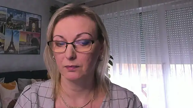 vanessa chat online show from February 26, 2025, 2:25 pm