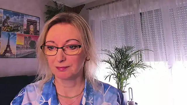 vanessa chat online show from March 31, 2026, 1:22 pm