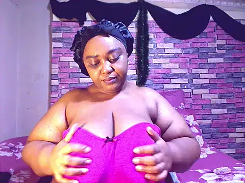 BustySavita online show from May 16, 2026, 5:48 am