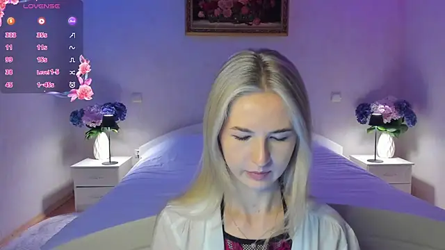 AnnaCarrera online show from April 23, 2026, 7:16 pm