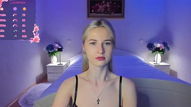 Snapshot of AnnaCarrera chatting on May 7, 2026, 8:36 pm AnnaCarrera online show from May 7, 2026, 8:36 pm