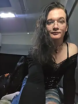 HotysimeHot1 online show from October 29, 2025, 10:00 pm