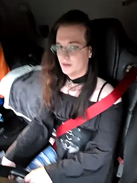 HotysimeHot1 online show from December 17, 2025, 7:47 am