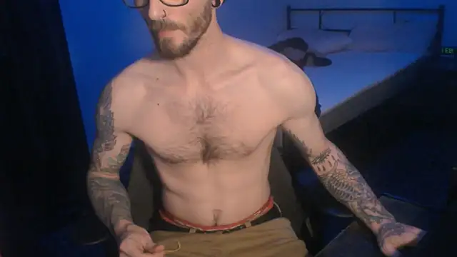 SexxxyLouis online show from March 3, 2025, 6:33 pm