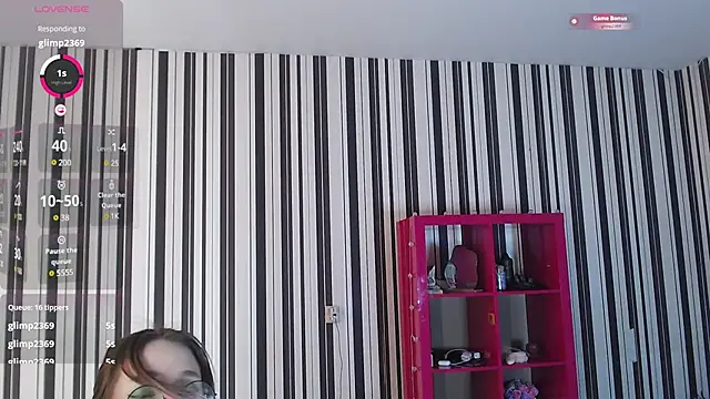  Hanna Moon  online show from March 14, 2025, 7:15 am