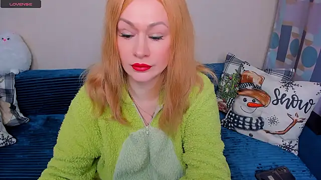 EllenMoore online show from February 2, 2026, 3:05 am