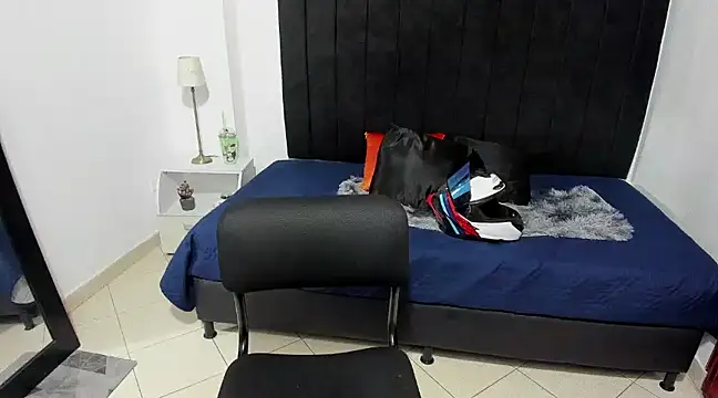 Snapshot of anhtony_wayans chatting on December 17, 2024, 11:38 pm anhtony wayans online show from December 17, 2024, 11:38 pm