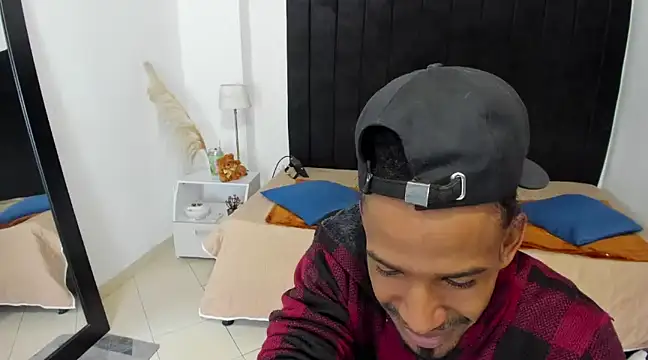 Snapshot of anhtony_wayans chatting on February 19, 2025, 11:46 pm anhtony wayans online show from February 19, 2025, 11:46 pm