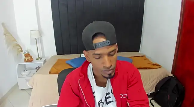 Snapshot of anhtony_wayans chatting on February 21, 2025, 12:27 am anhtony wayans online show from February 21, 2025, 12:27 am