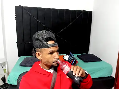 Snapshot of anhtony_wayans chatting on September 19, 2025, 12:23 am anhtony wayans online show from September 19, 2025, 12:23 am