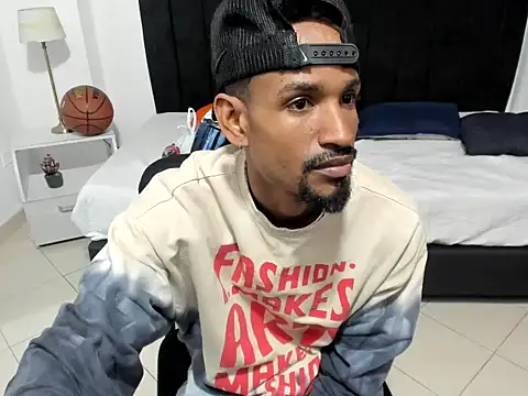 Snapshot of anhtony_wayans chatting on October 3, 2025, 12:29 am anhtony wayans online show from October 3, 2025, 12:29 am