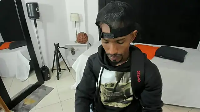 Snapshot of anhtony_wayans chatting on October 5, 2025, 11:57 pm anhtony wayans online show from October 5, 2025, 11:57 pm