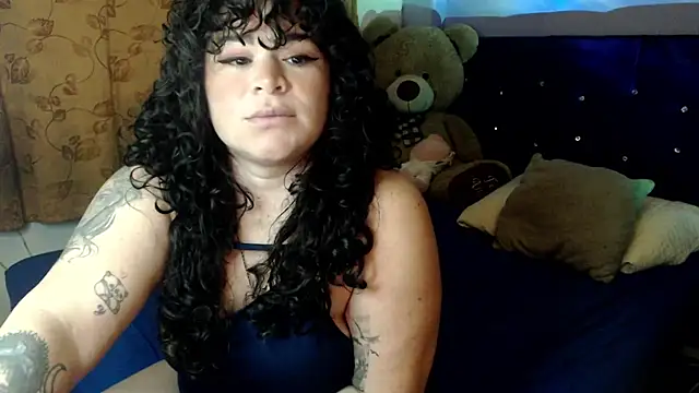 ANGELIQUE KLANE online show from October 17, 2025, 1:20 am