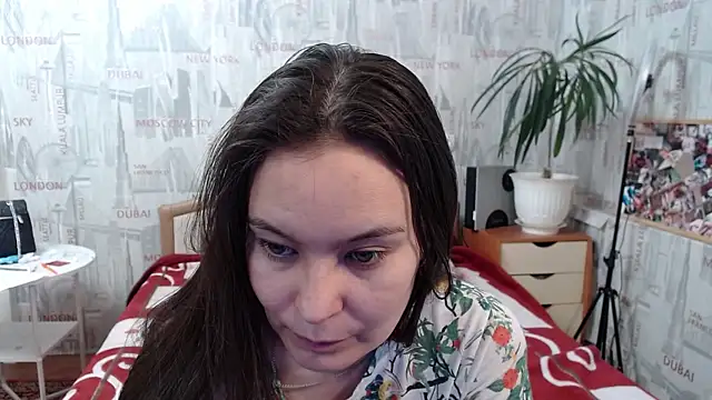 GinaQSoul online show from February 8, 2025, 9:13 am