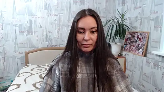 GinaQSoul online show from October 17, 2025, 10:07 am