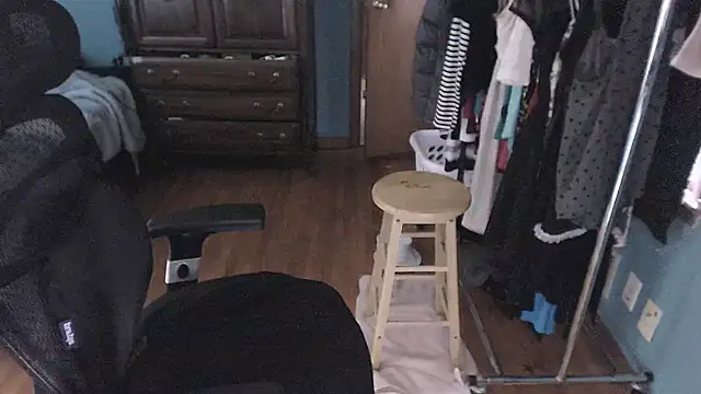 ArisaSkyTS online show from February 9, 2025, 6:58 pm