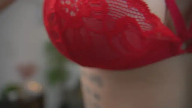 Snapshot of AlyonaX chatting on October 22, 2025, 7:24 pm AlyonaX online show from October 22, 2025, 7:24 pm