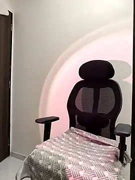 MumbaiMaskGirl online show from September 29, 2025, 11:26 am