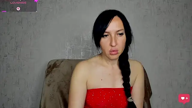 MissGulia online show from July 21, 2026, 9:28 pm