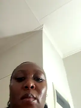 Bootyliciouse21X online show from December 21, 2025, 5:20 pm