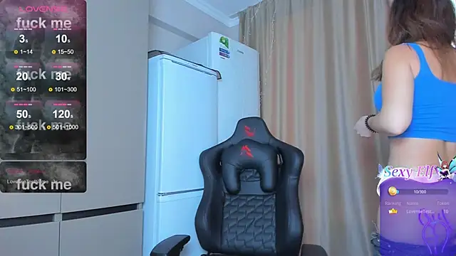 azure moon2 online show from January 14, 2025, 11:42 am