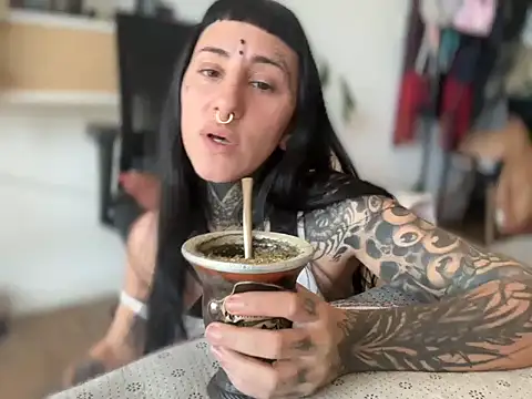 samisamsx online show from October 8, 2025, 6:16 pm