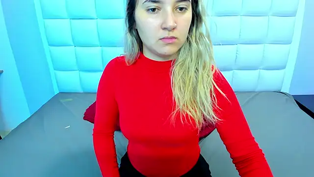 Snapshot of teresasroom_ chatting on December 30, 2024, 4:31 am teresasroom online show from December 30, 2024, 4:31 am