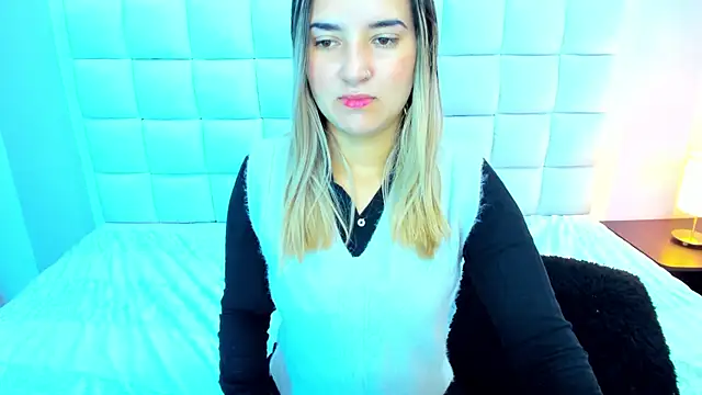 Snapshot of teresasroom_ chatting on February 5, 2025, 11:55 am teresasroom online show from February 5, 2025, 11:55 am